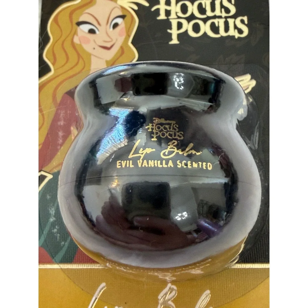 Disney Hocus Pocus Evil Vanilla Scented Lip Balm Cauldron Jar New NIP